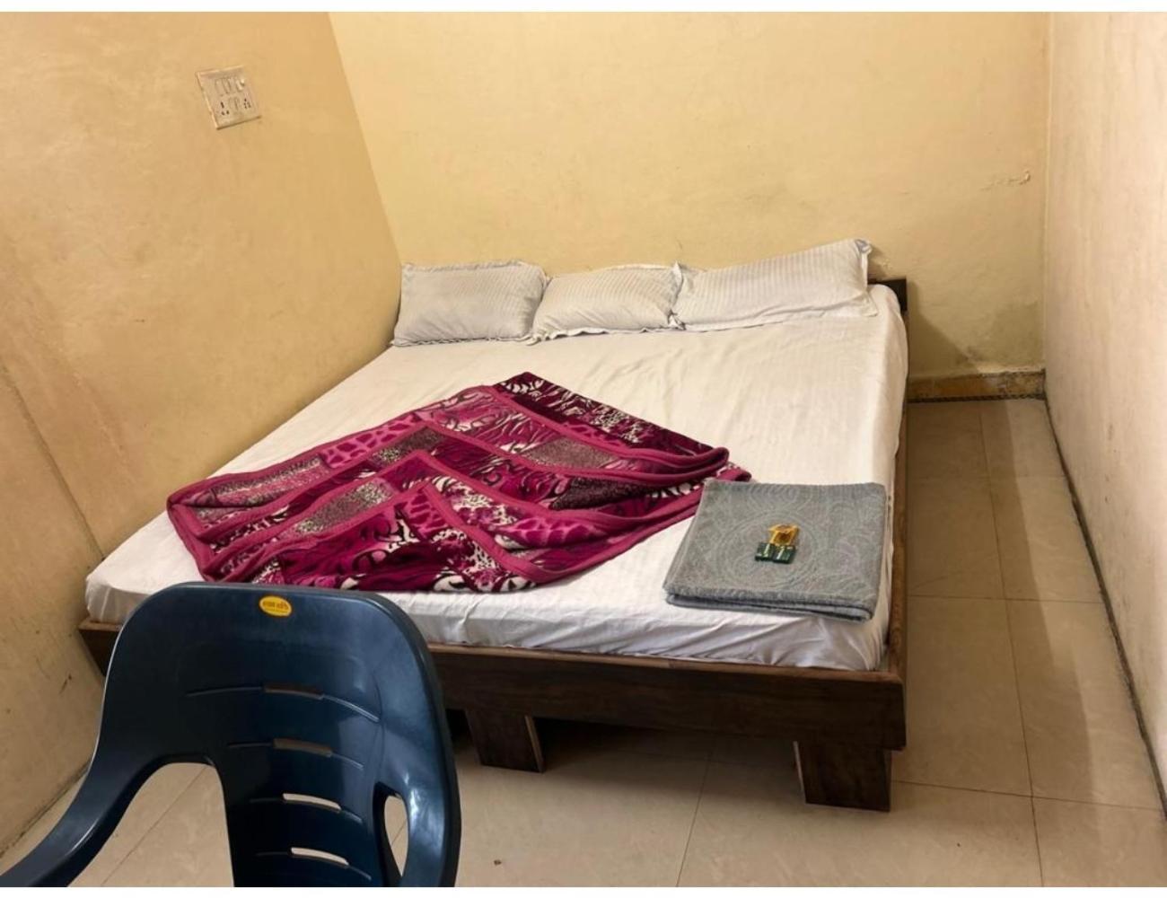Hotel Mahakal Vishram, 乌贾因 外观 照片