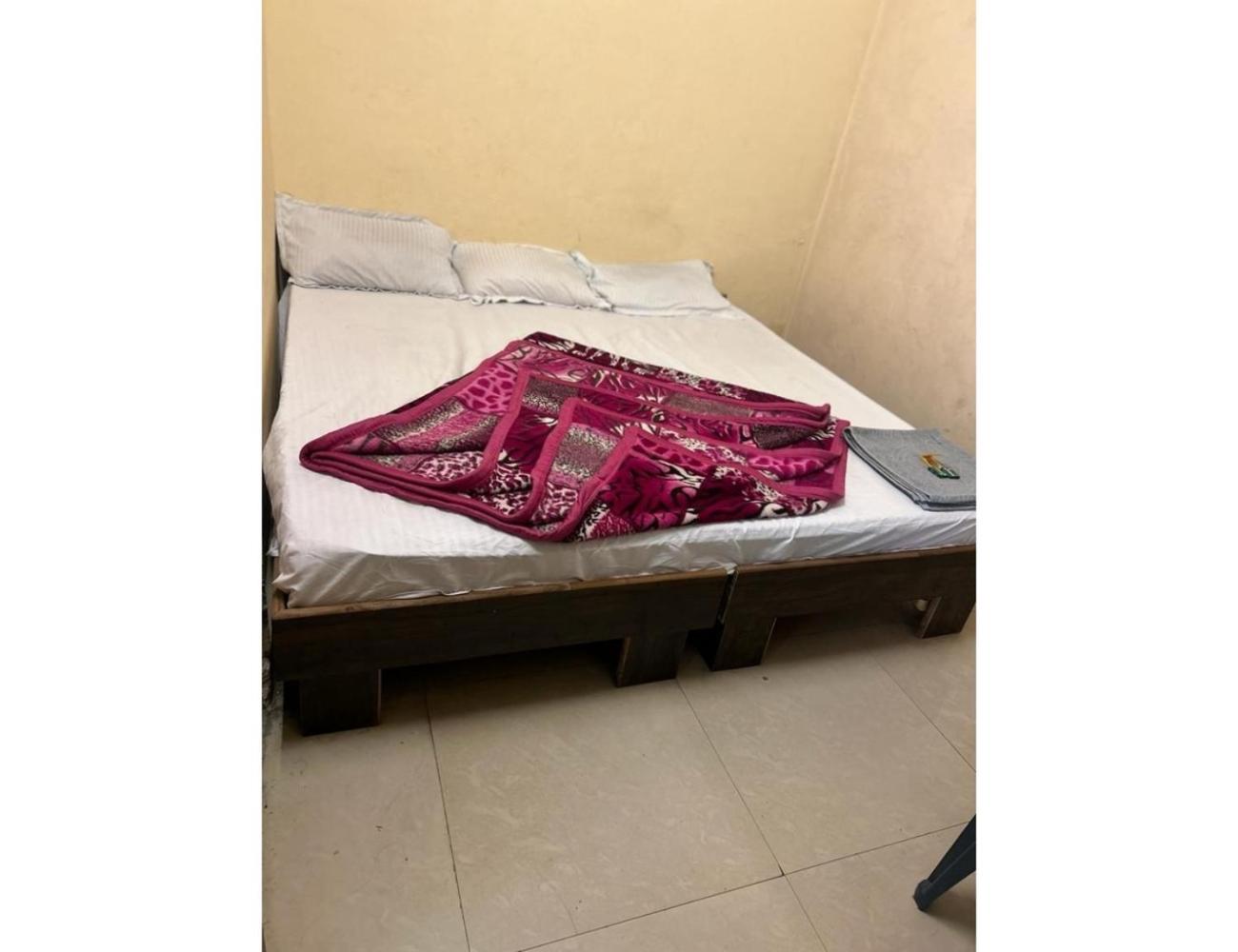 Hotel Mahakal Vishram, 乌贾因 外观 照片